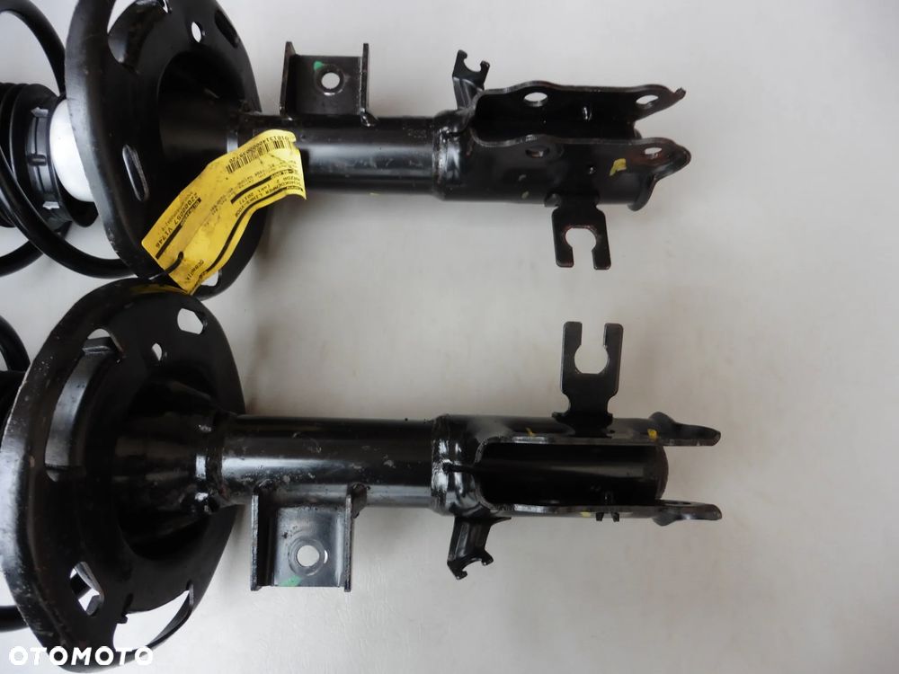 MCPERSON AMORTYZATOR PRAWY LEWY PRZÓD MAZDA 2 III DJ 17r - 2