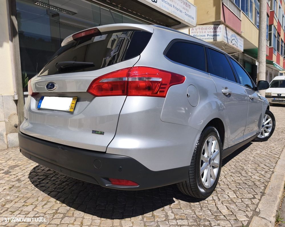 Ford Focus SW 1.0 EcoBoost Titanium - 9