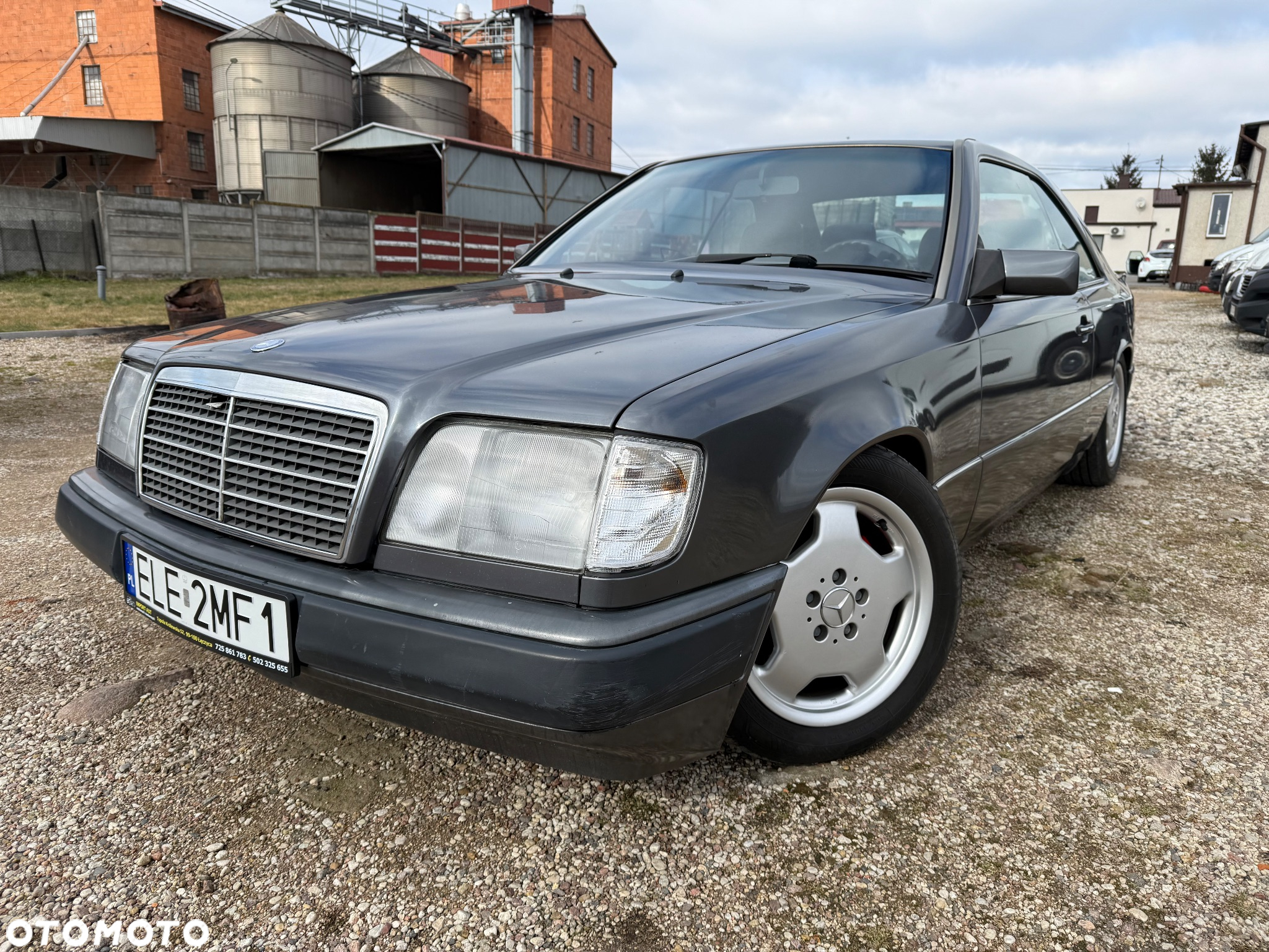 Mercedes-Benz Klasa E 200 - 20