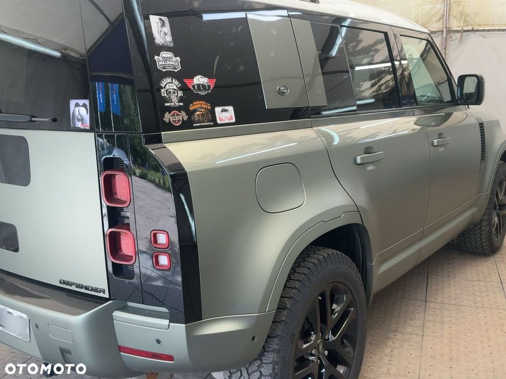 Land Rover Defender 110 D200 SE - 3