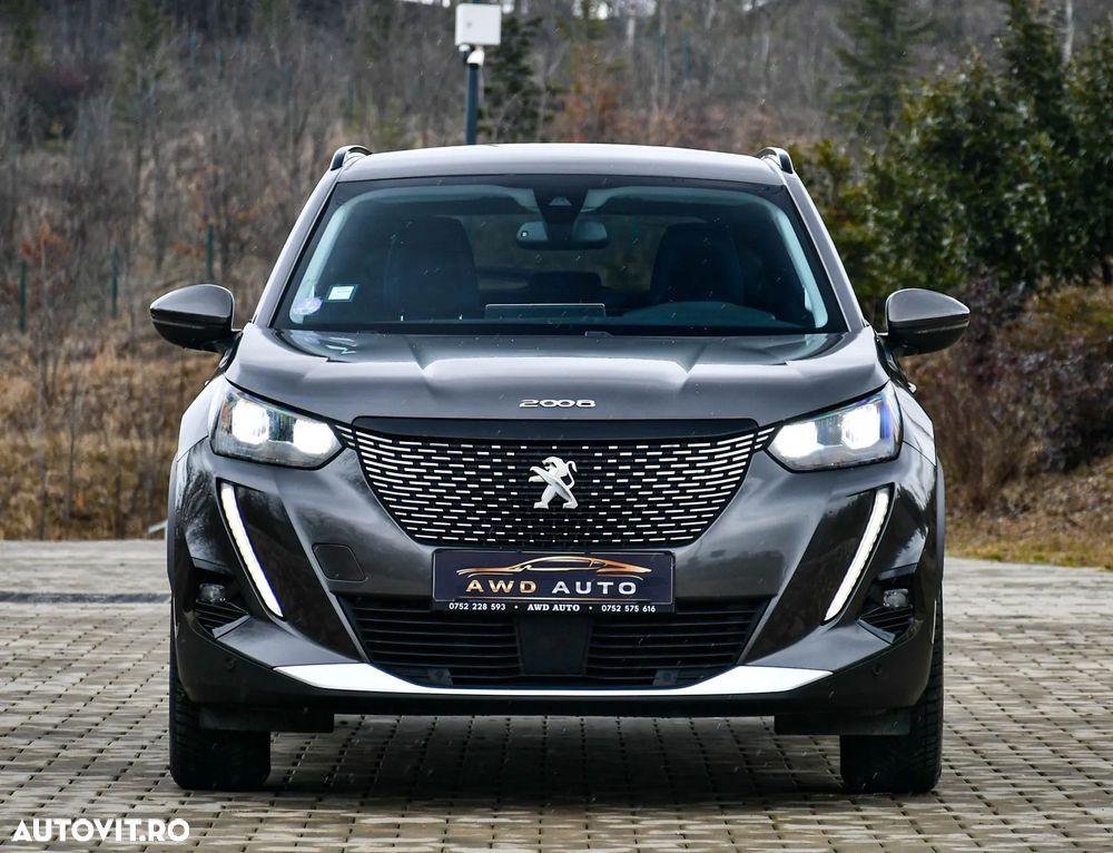 Peugeot 2008 PureTech 130 EAT8 Allure - 16
