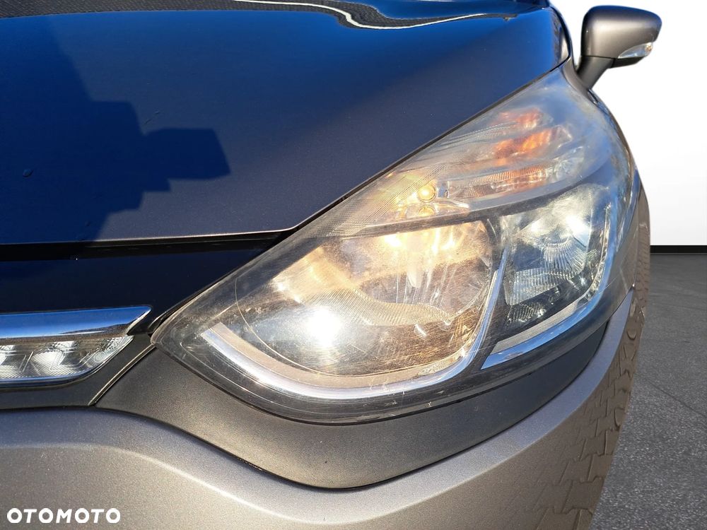 Renault Clio 1.2 16V Alize - 11