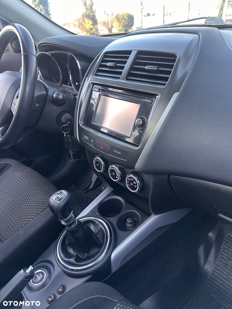 Mitsubishi ASX 1.8 DI-D 4WD Instyle - 29