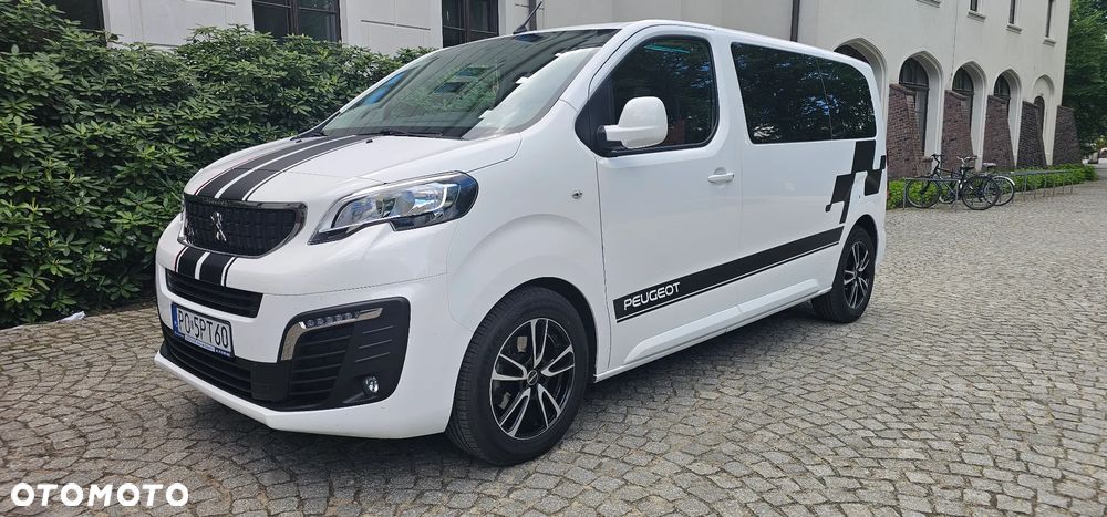 Peugeot Traveller - 2
