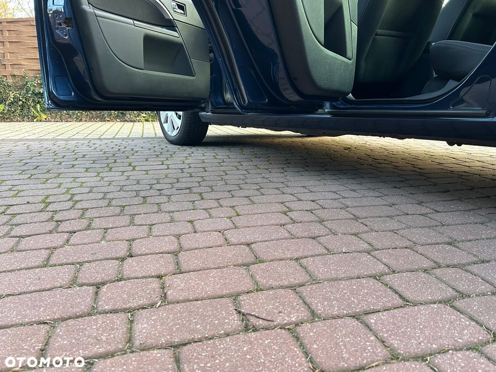 Ford Mondeo - 12