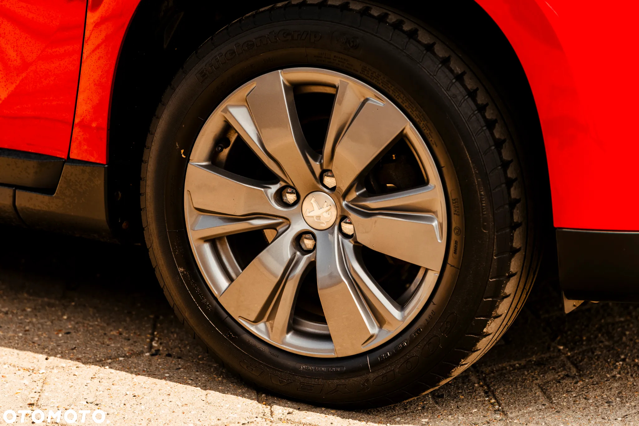 Peugeot 2008 1.2 Pure Tech Active S&S EAT6 - 13