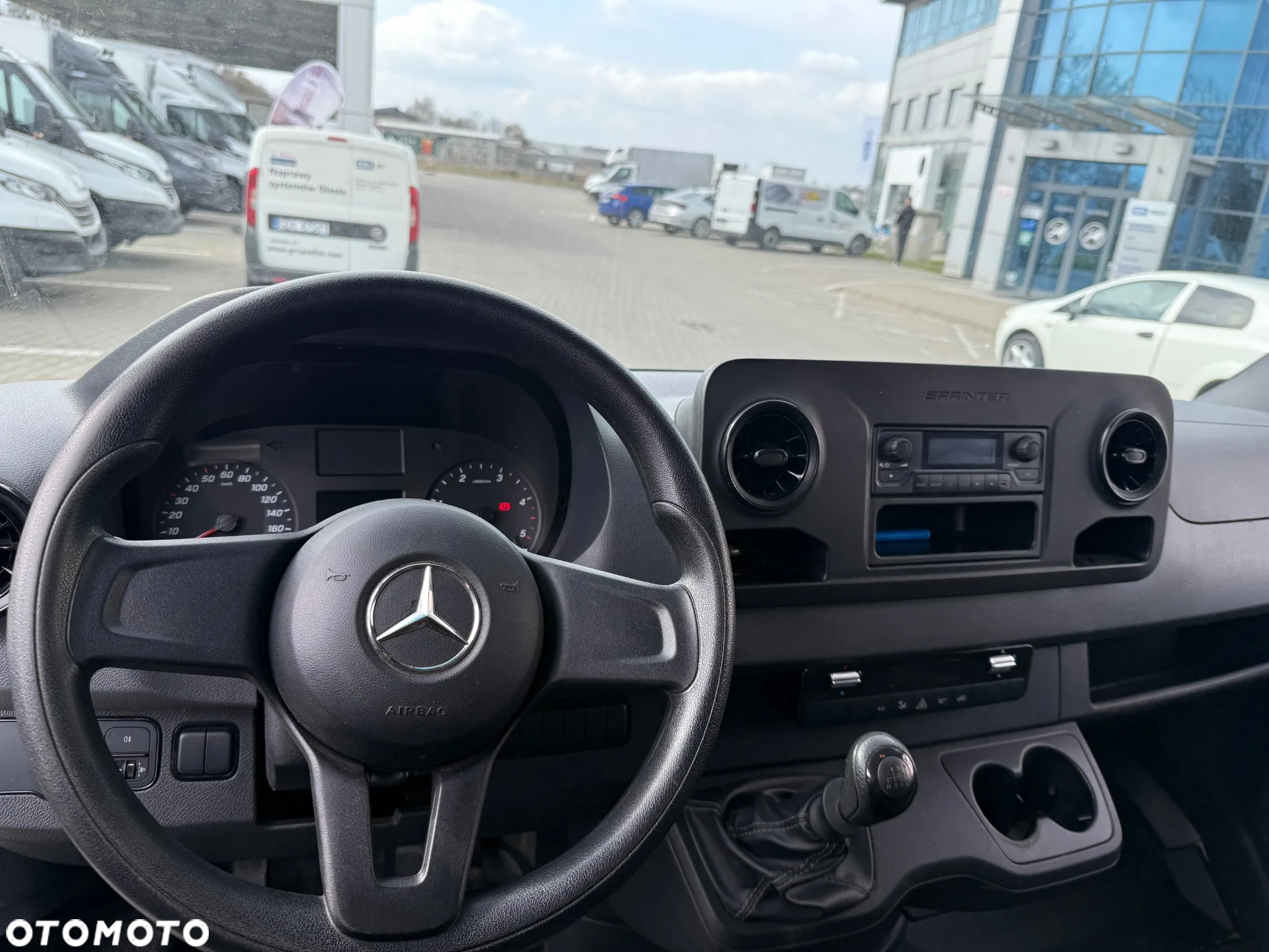 Mercedes-Benz Sprinter/Carpol - 12
