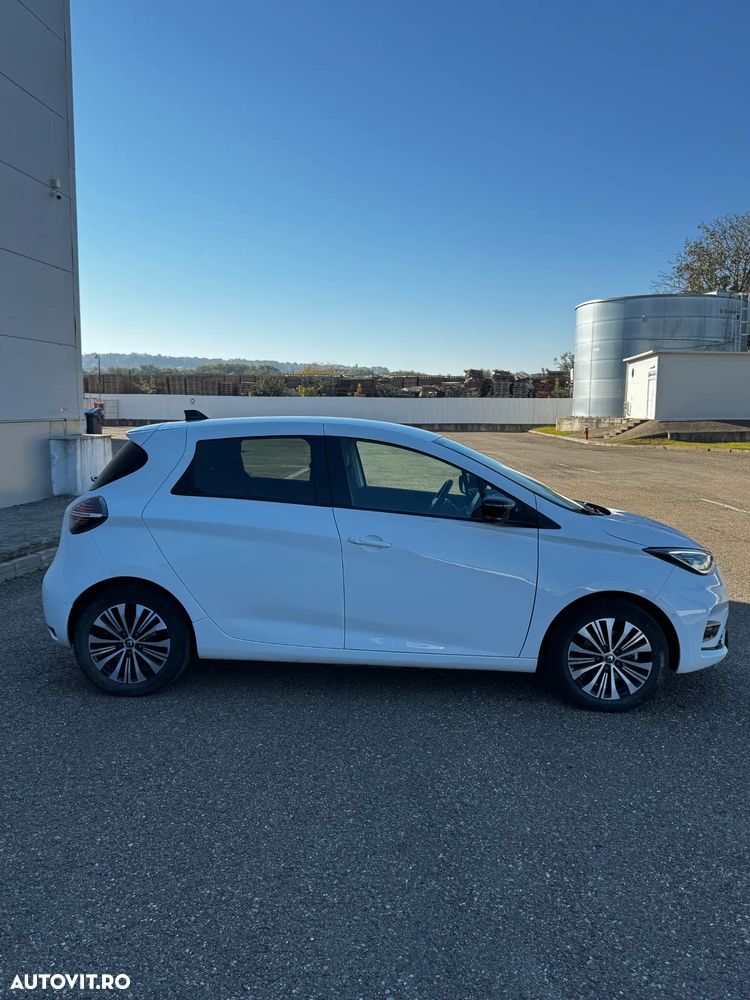 Renault ZOE 50 R135 Iconic - 4