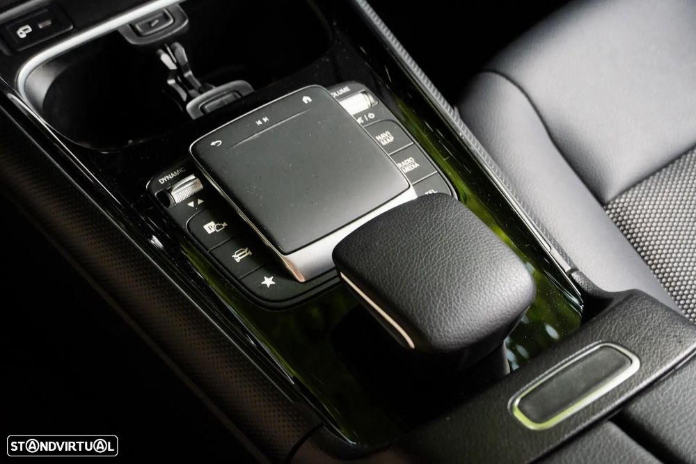 Mercedes-Benz GLA 180 7G-DCT Style - 47