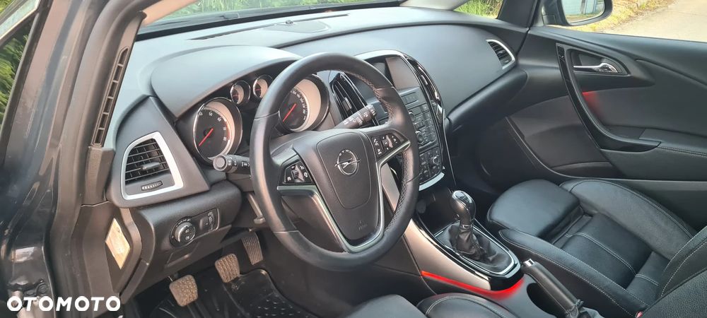 Opel Astra 1.4 Turbo Innovation - 13