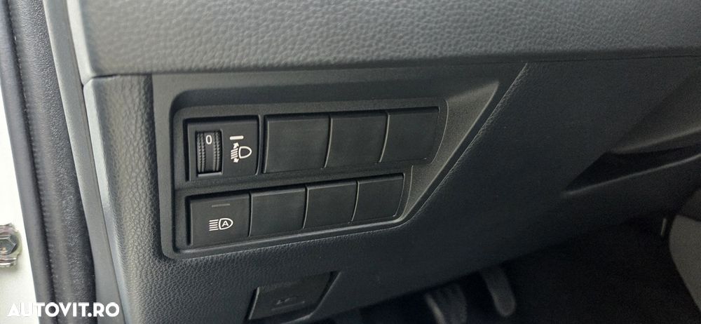 Toyota Yaris 1.5 L Dynamic - 14