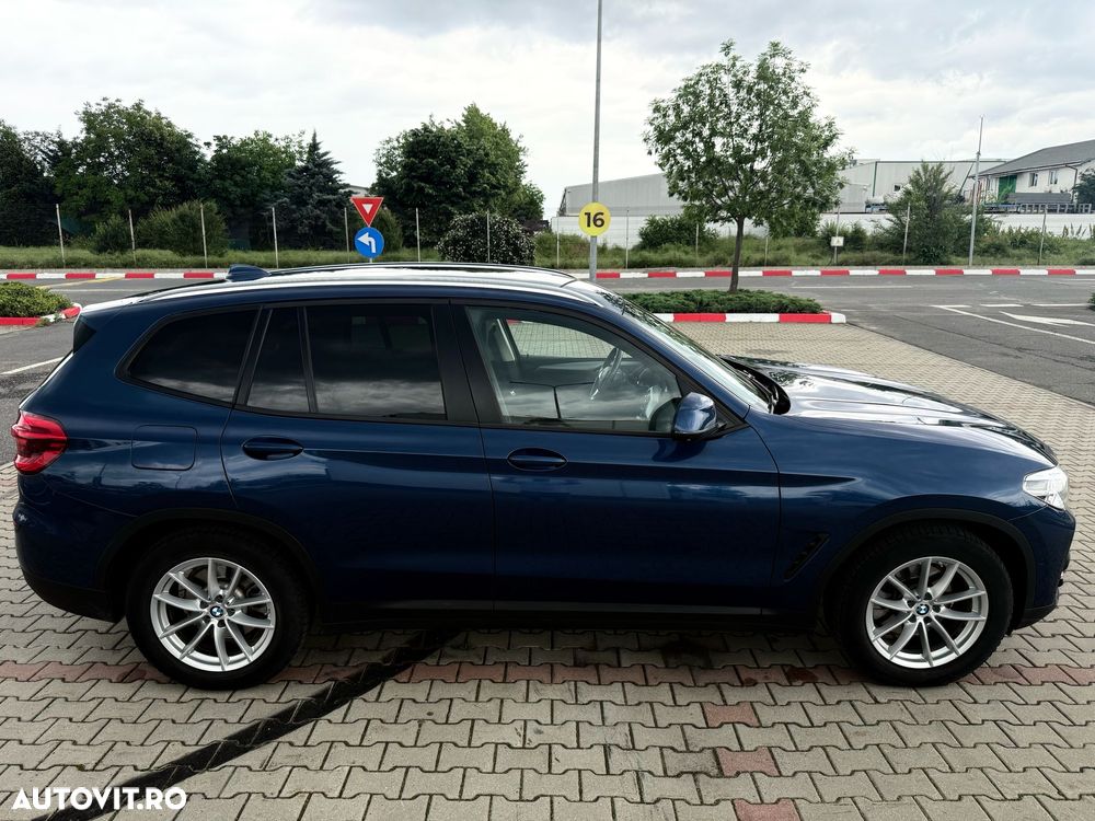 BMW X3 xDrive20d Advantage - 8
