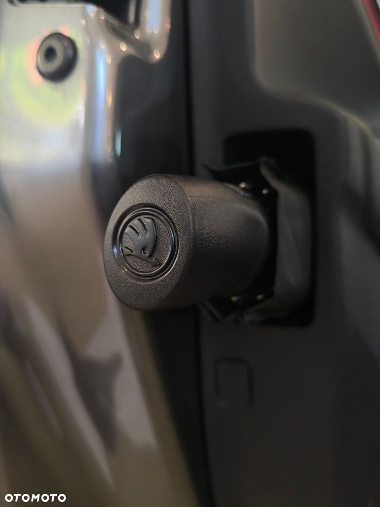 Skoda Octavia 2.0 TDI 4x4 Scout DSG - 12