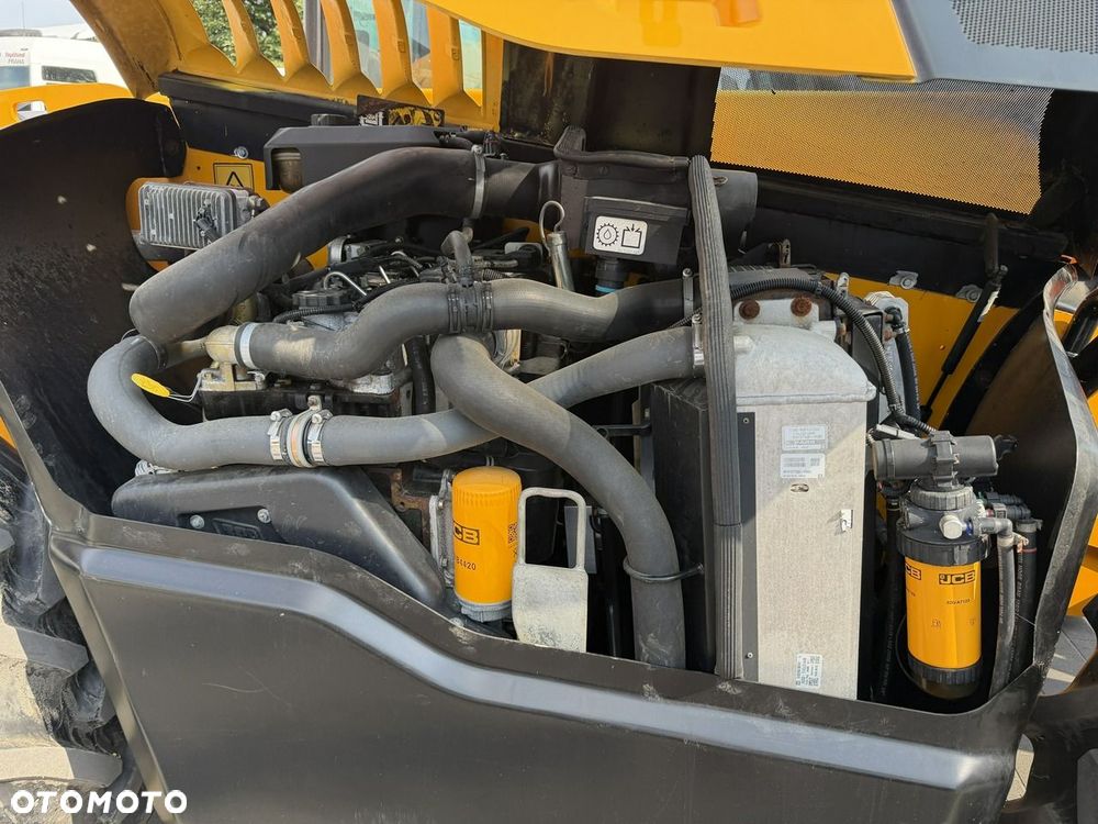 JCB 526-65 AGRI - 6