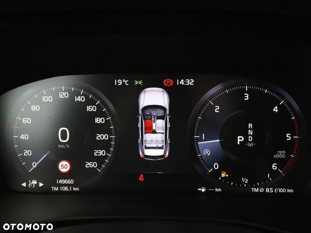 Volvo XC 40 D3 AWD - 23