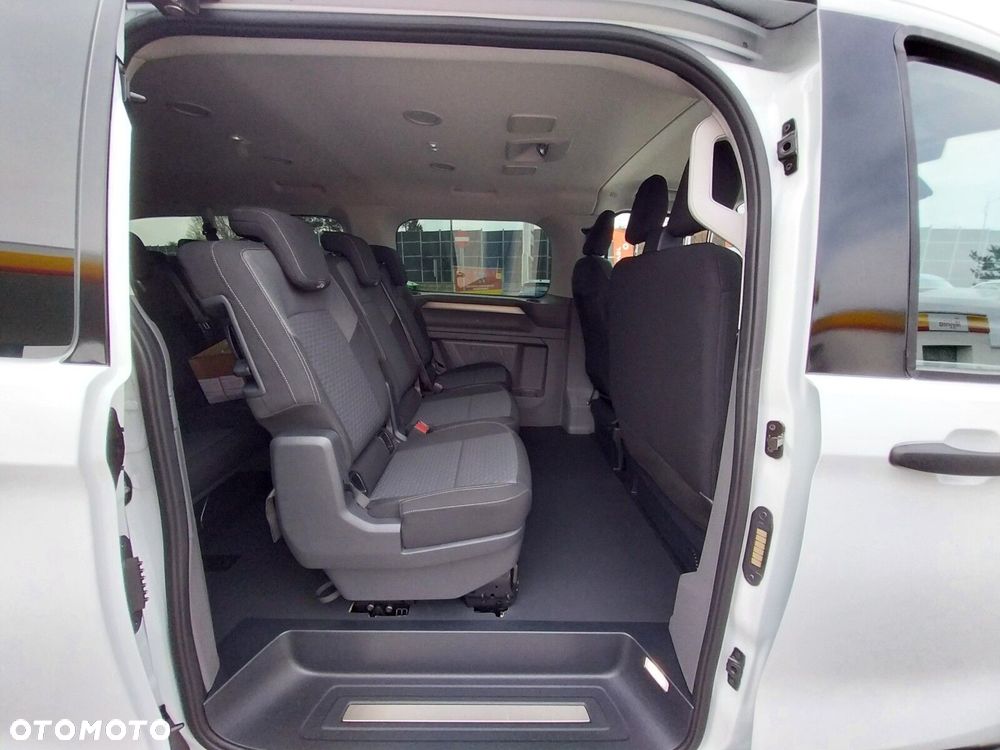 Volkswagen Caravelle Nowa Caravelle silnik: 2,0 l TDI 150 KM / skrzynia biegów: 6-biegowa manualna rozstaw osi: 3500 mm - 7