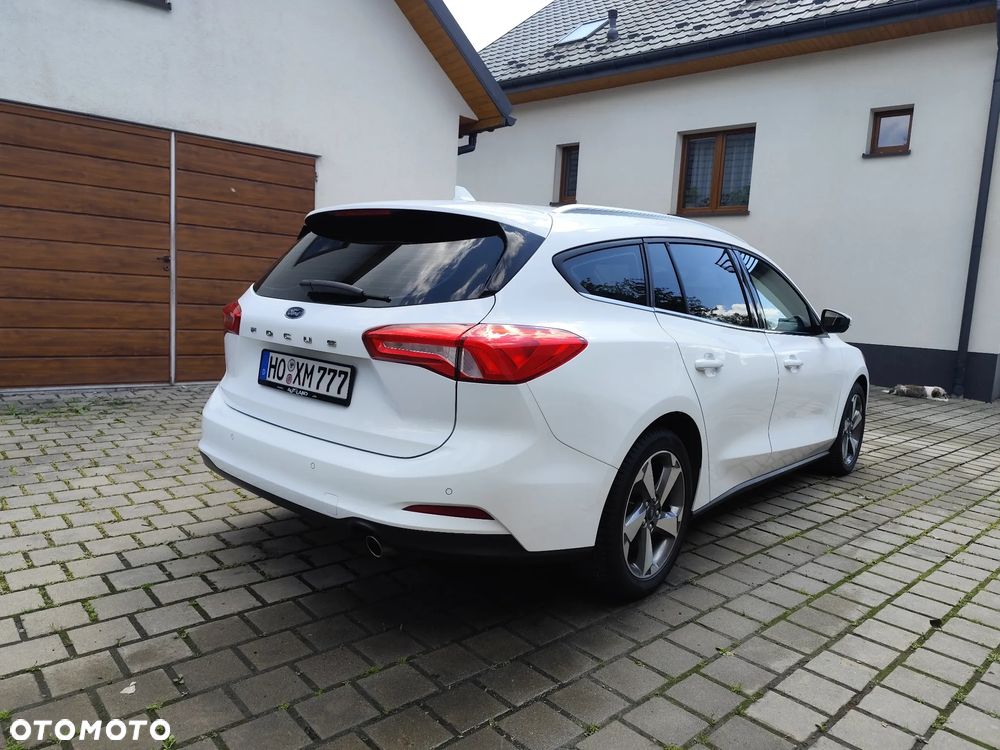 Ford Focus - 8