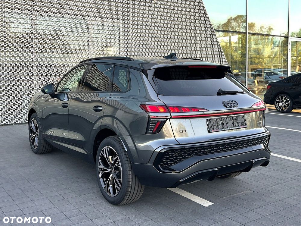 Audi Q3 - 4