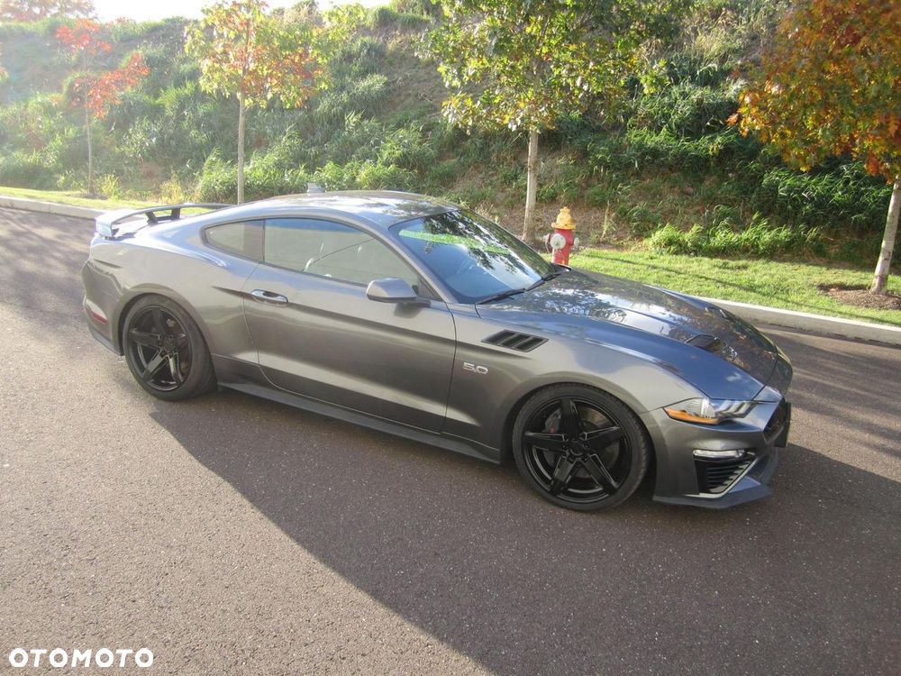 Ford Mustang - 2