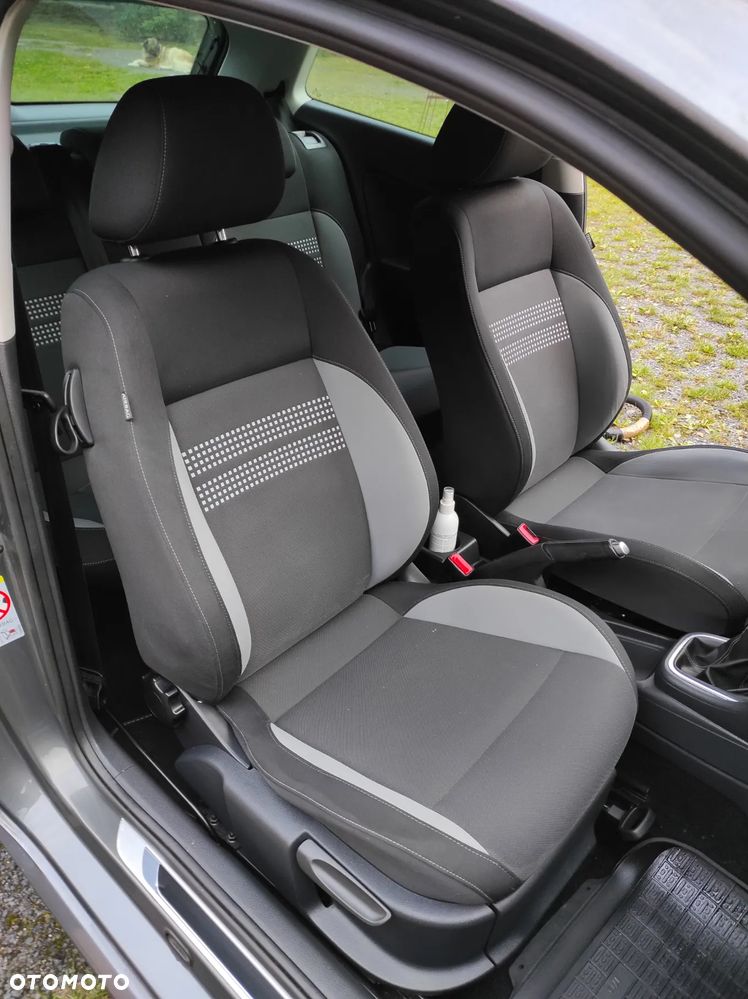 Volkswagen Polo - 26