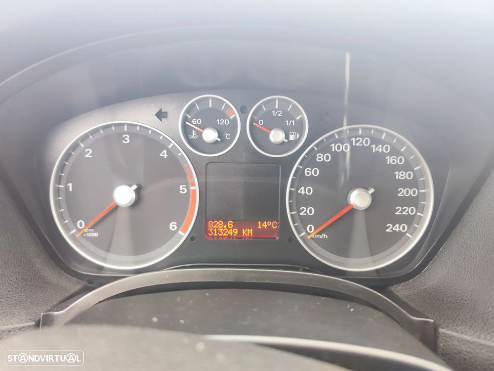 Ford Focus SW 1.6 TDCi S - 8