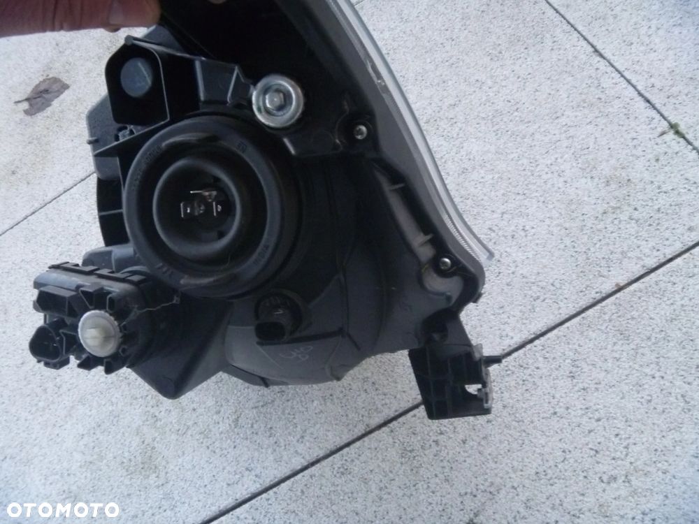NISSAN MICRA K13 LIFT 2013 LAMPA PRAWA ORYGINAŁ EUROPA - 3