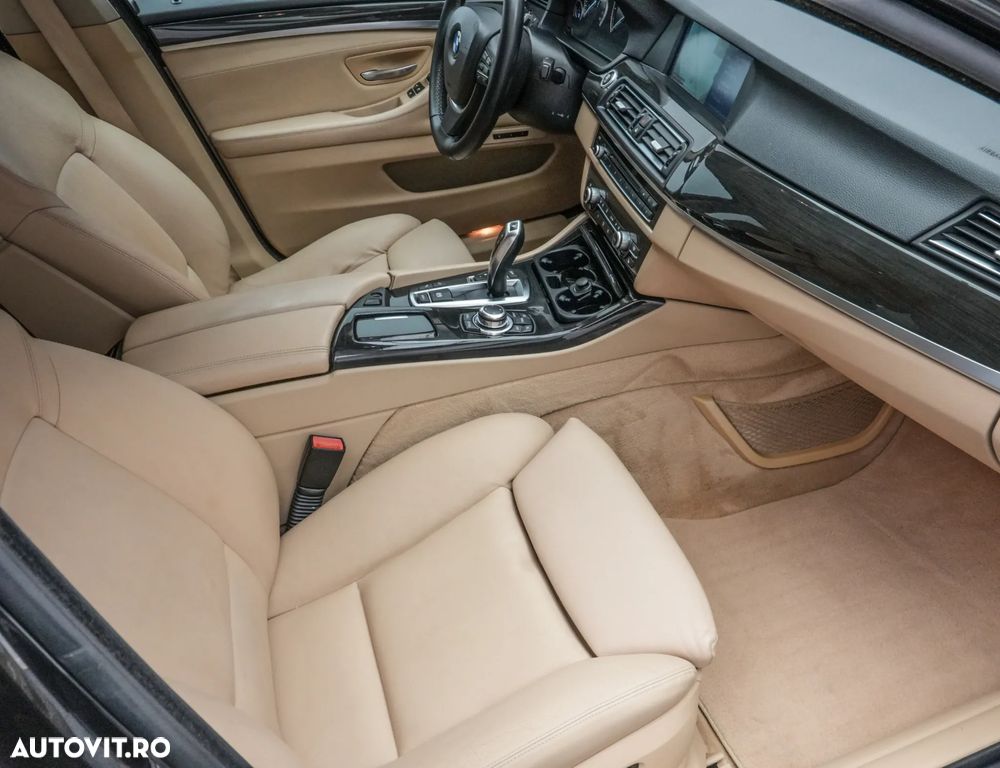 BMW Seria 5 520d Sport-Aut. BluePerformance - 13