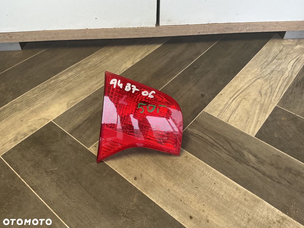 AUDI A4 B7 LAMPA LEWA TYLNA LEWY TYŁ - 1