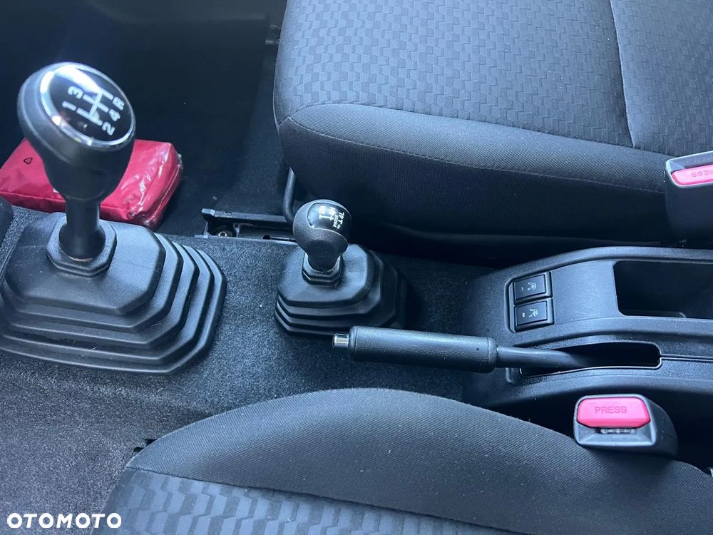 Suzuki Jimny 1.5 Premium - 10