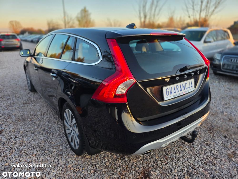 Volvo V60 D3 Momentum - 11