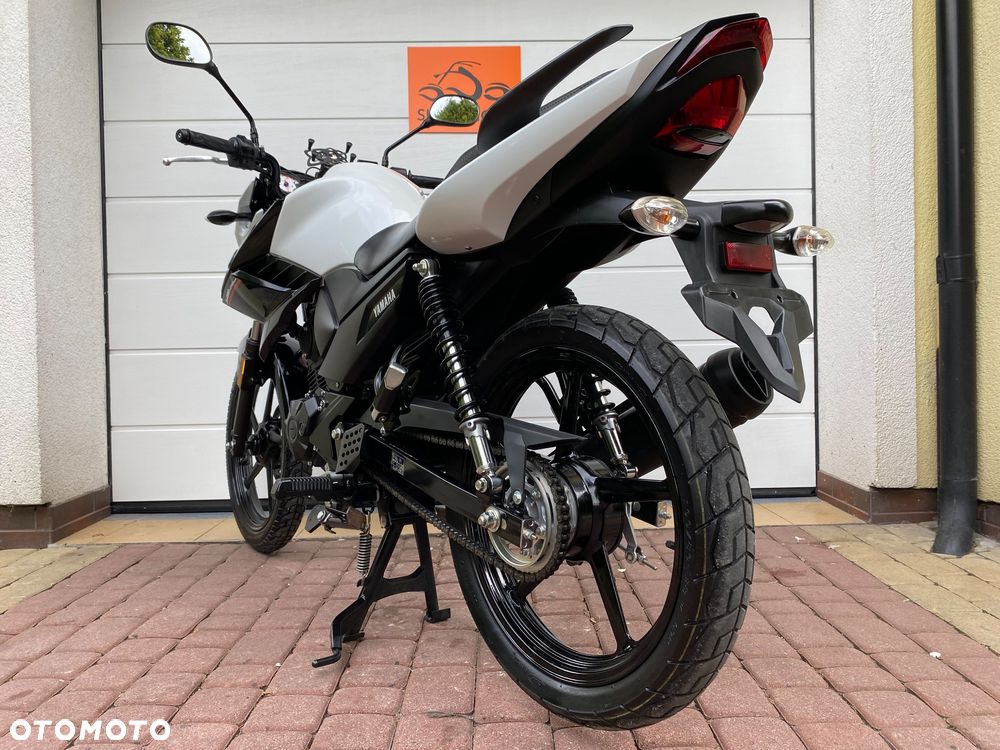 Yamaha YS - 6