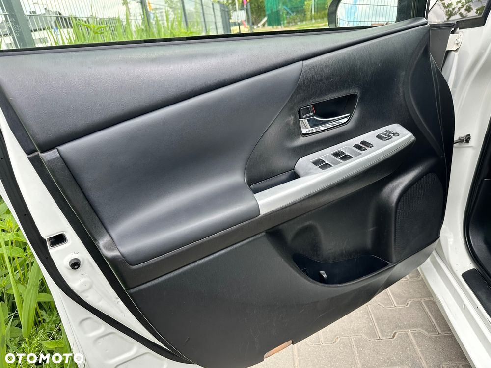 Toyota Prius+ (Hybrid) Executive - 20