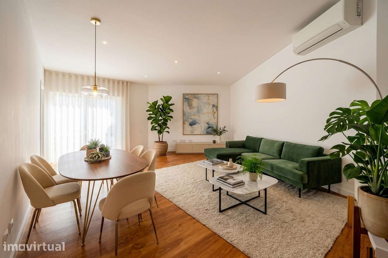 Apartamento T2 renovado com garagem e varanda na Expotorres - Grande imagem: 5/29
