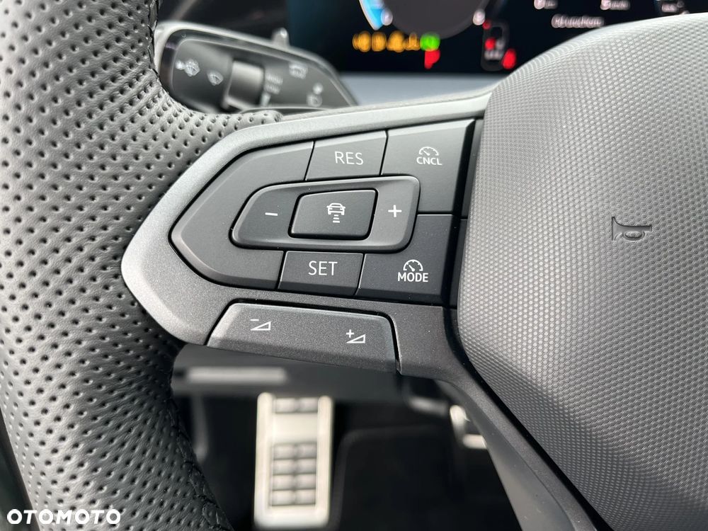 Volkswagen Tayron 2.0 TSI 4Mot R-Line DSG - 25