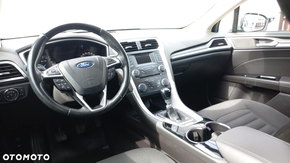 Ford Mondeo 2.0 TDCi Trend - 10