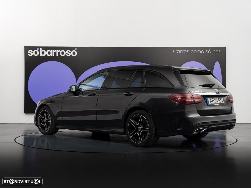 Mercedes-Benz C 300 de AMG Line - 4