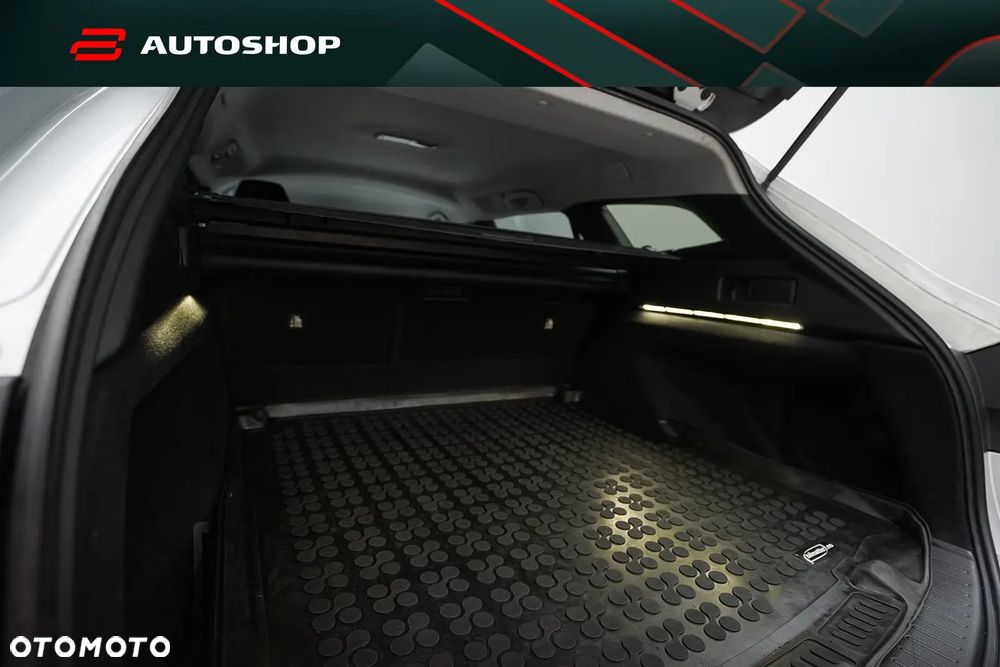 Toyota Corolla 1.8 Hybrid Active - 24