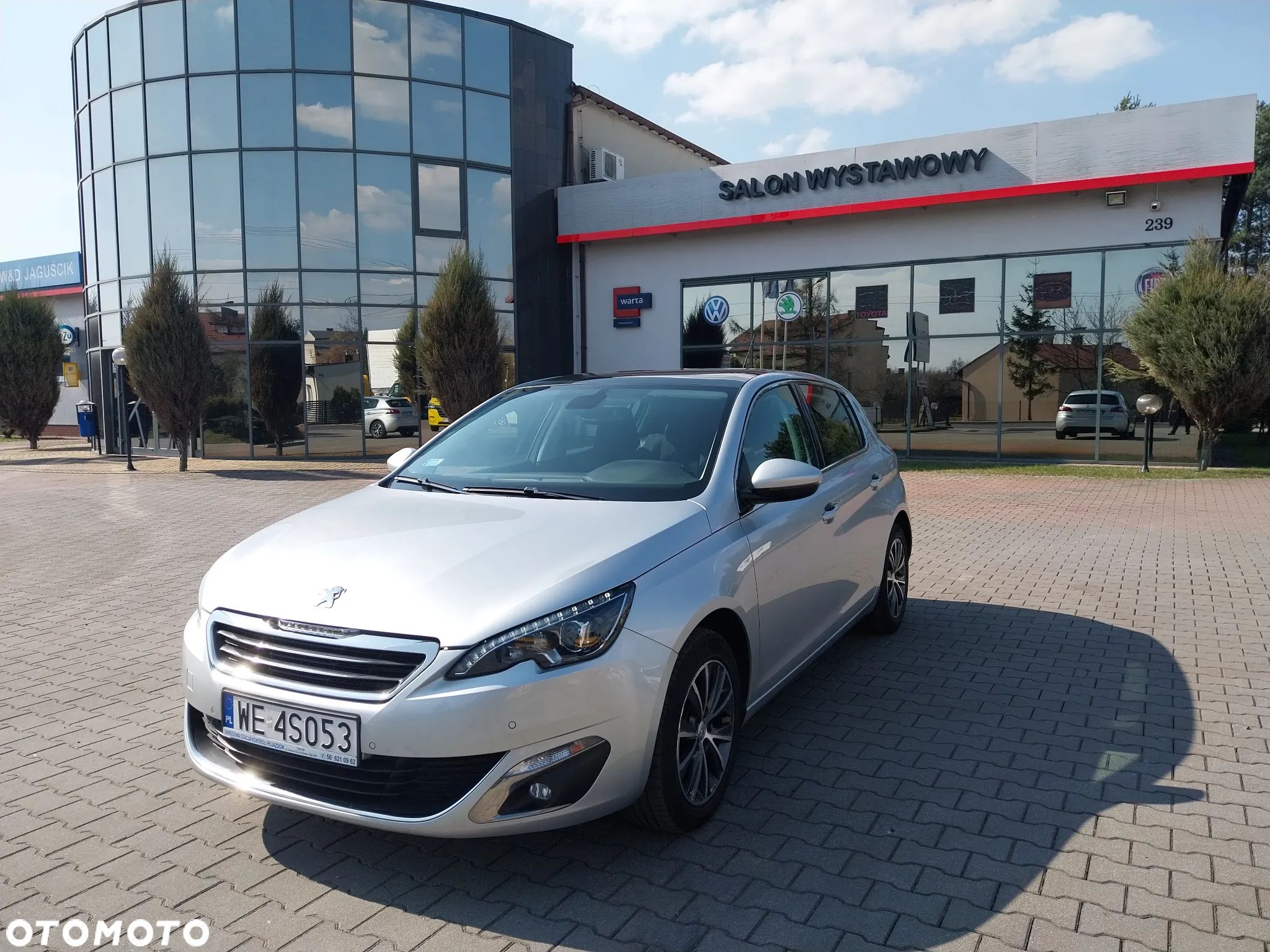 Peugeot 308 - 1