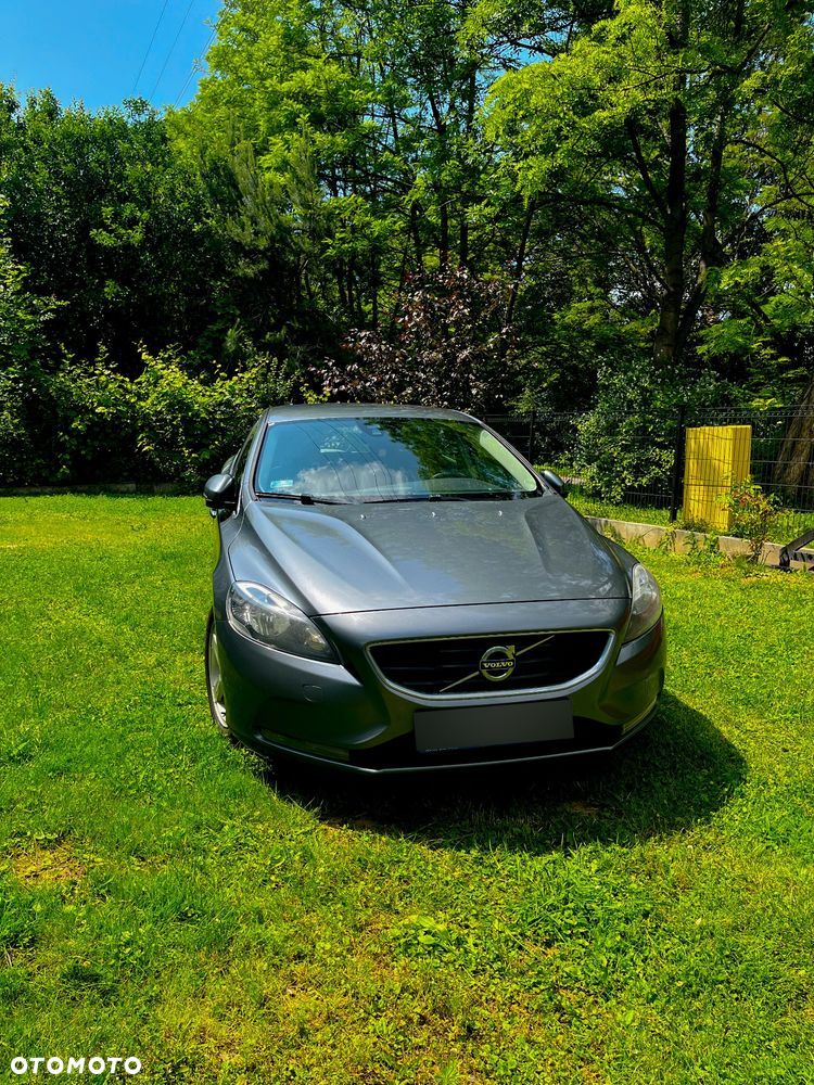 Volvo V40 D3 Momentum - 1