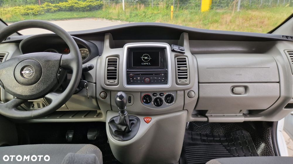 Opel Vivaro - 22