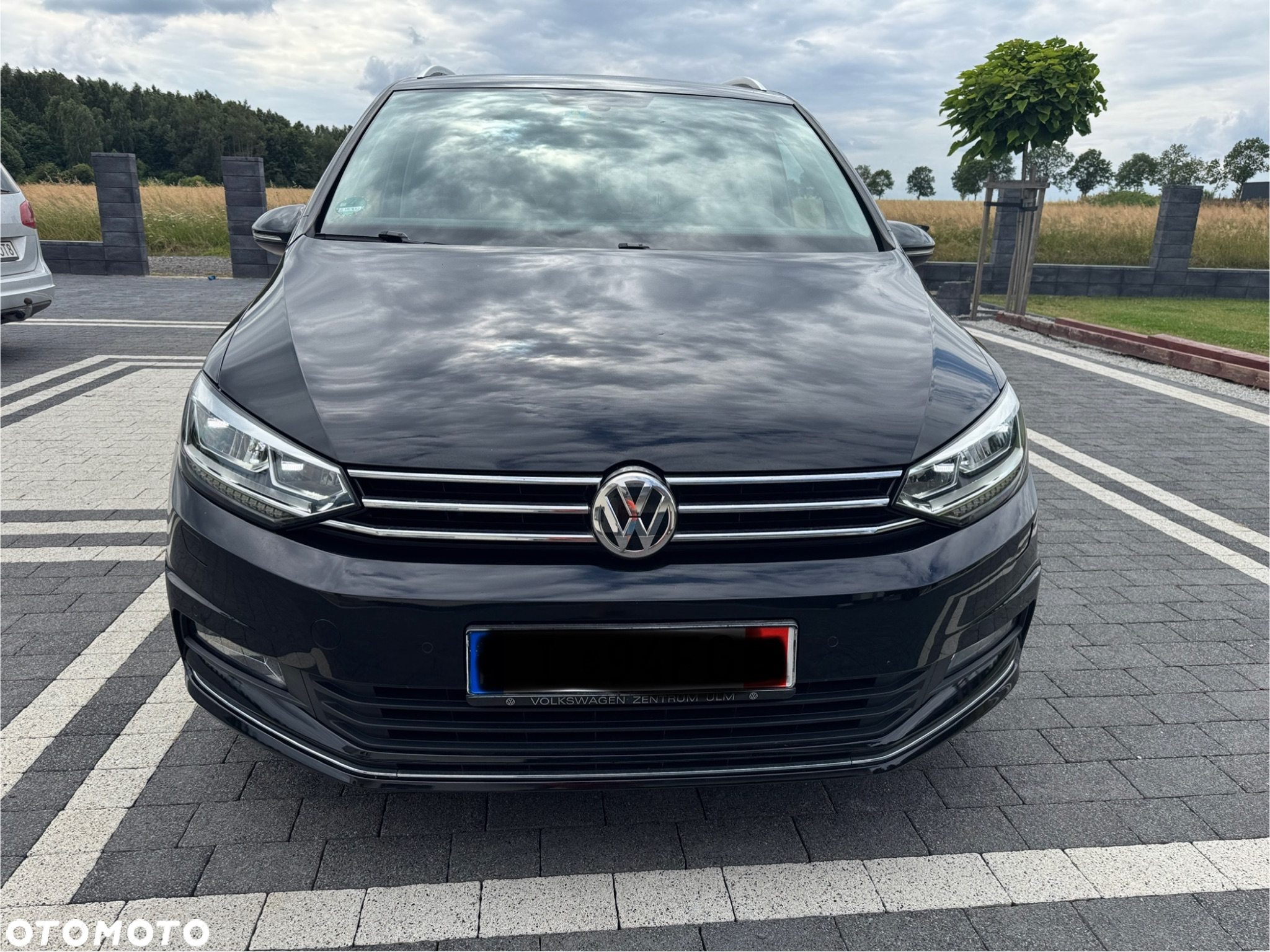 Volkswagen Touran 1.4 TSI BMT Highline - 2