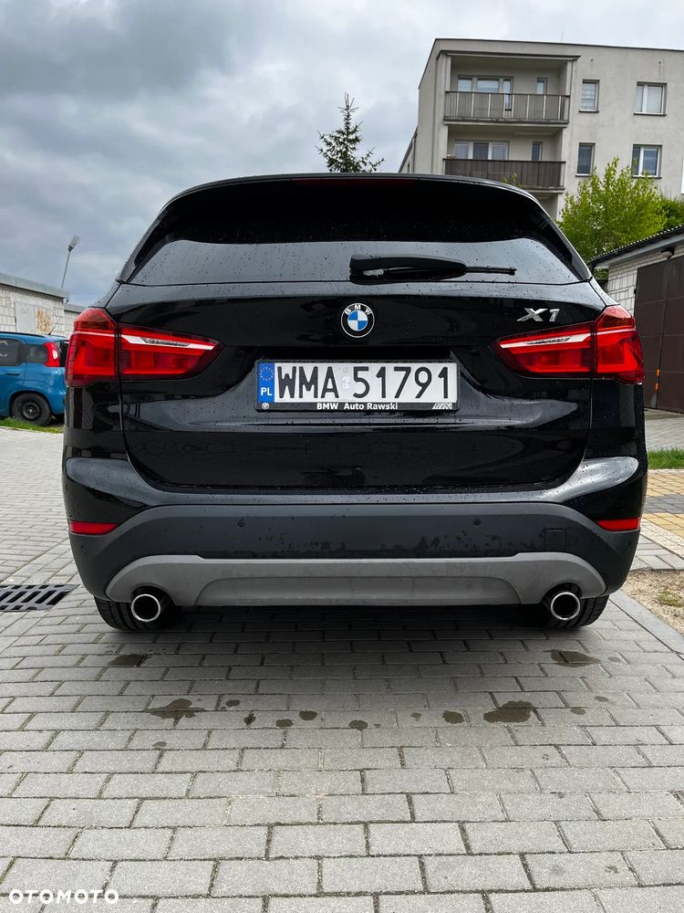 BMW X1 sDrive20d Advantage sport - 7