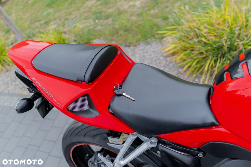 Honda CBR - 17