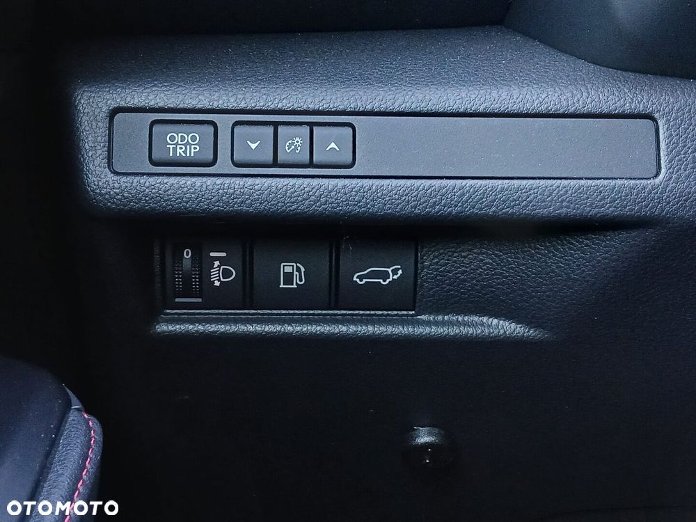 Lexus LBX 1.5 Hybrid Emotion - 36