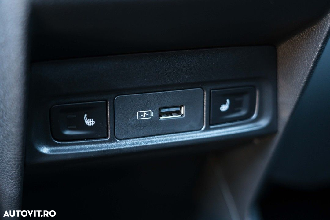 Geely Coolray - 21