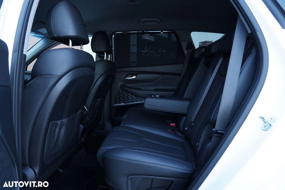 Hyundai Santa Fe - 3