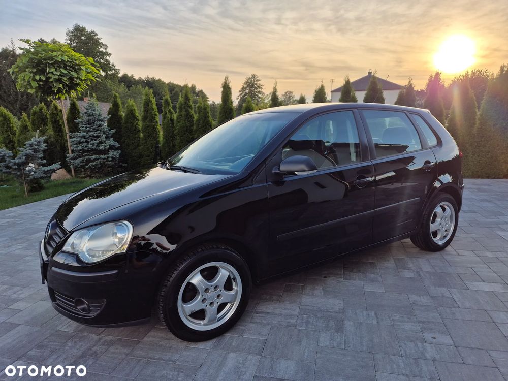 Volkswagen Polo 1.4 16V Q-Line - 29