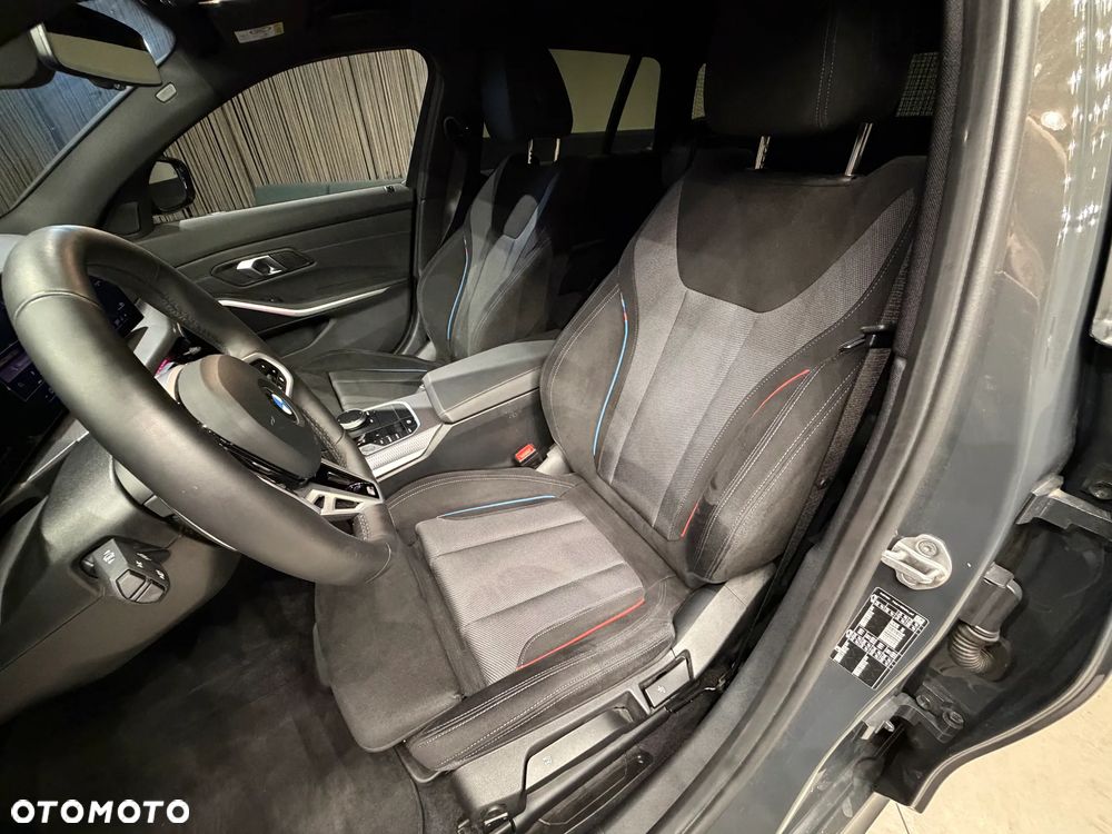 BMW Seria 3 320i M Sport sport - 14