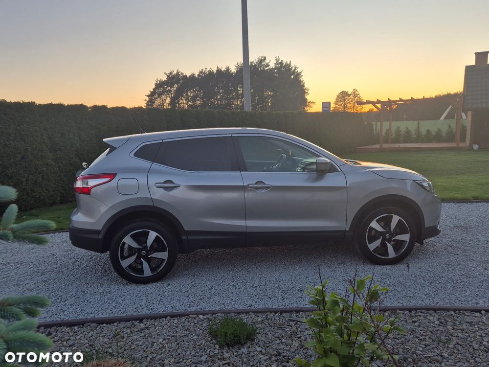 Nissan Qashqai - 14