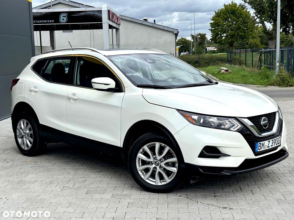 Nissan Qashqai - 2
